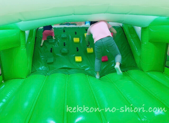ピュアハートキッズランド ふわふわすべり台